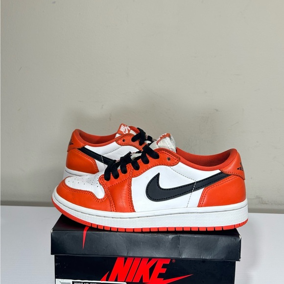 Wmns Air Jordan 1 Retro Low OG 'Shattered Backboard’ - Picture 2 of 7